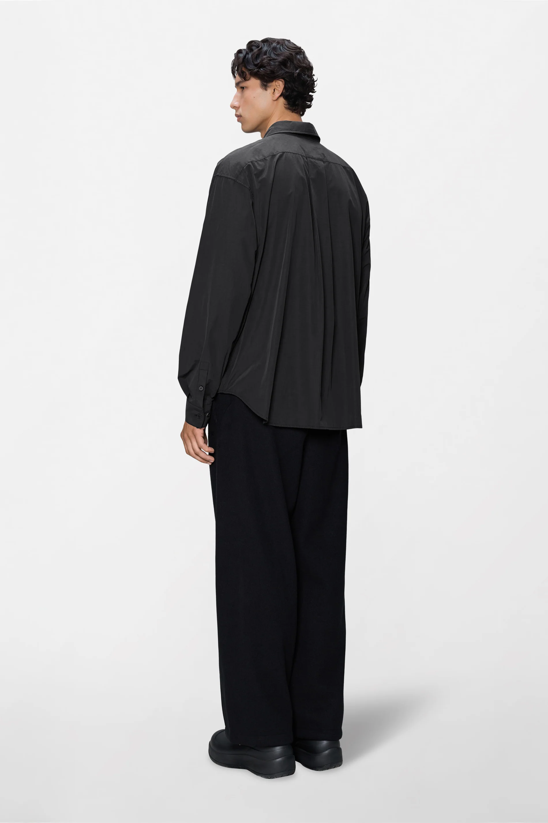 Light Woven Long Sleeve Shirt - Image 3