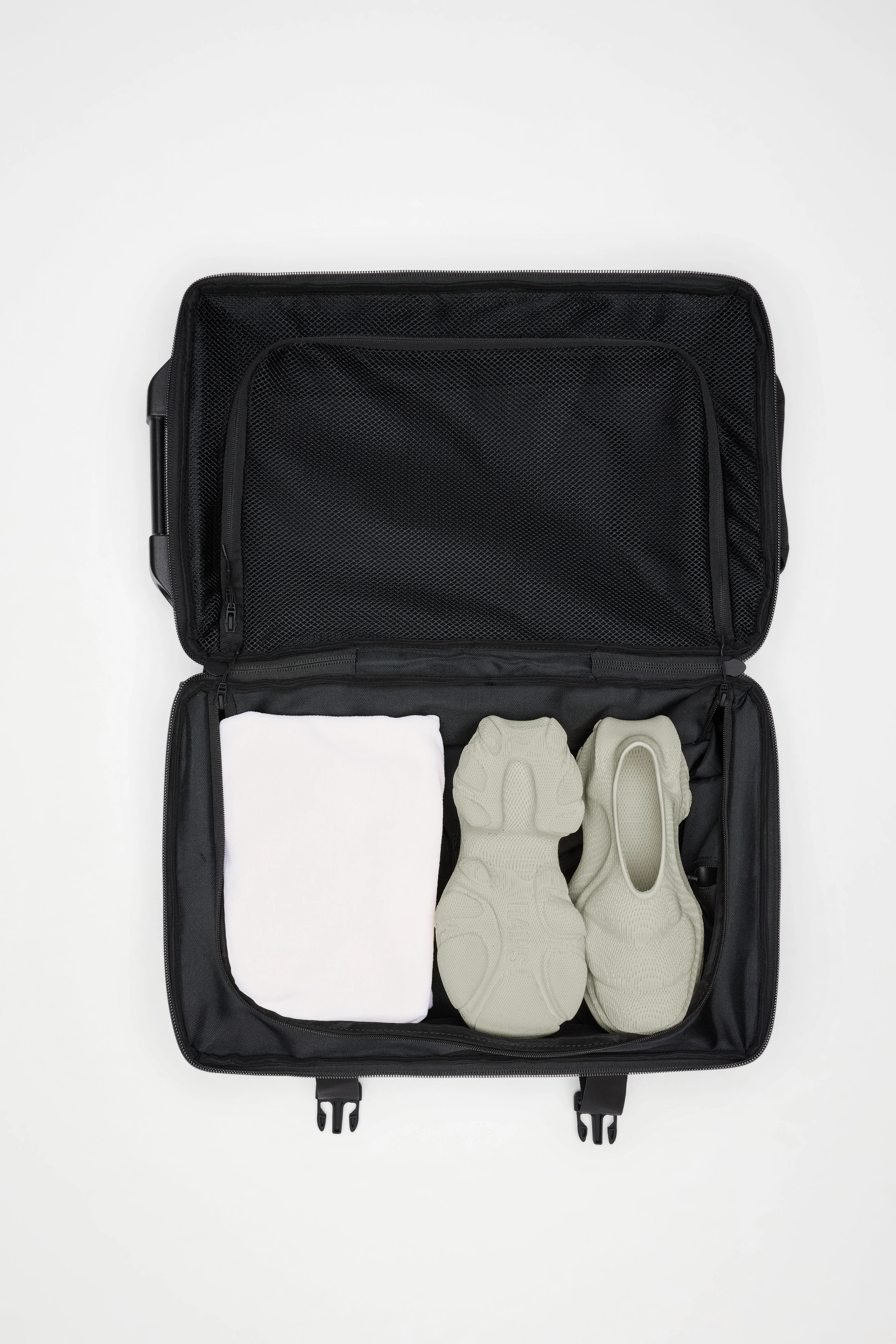 Texel Cabin Bag - Image 7